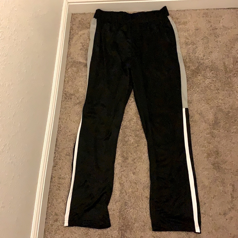 XPBX Pro men’s black, grey and white sweats.